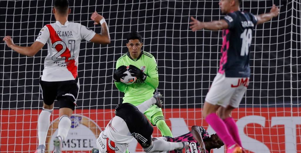Memorable: River humilló a Santa Fe con Enzo de arquero