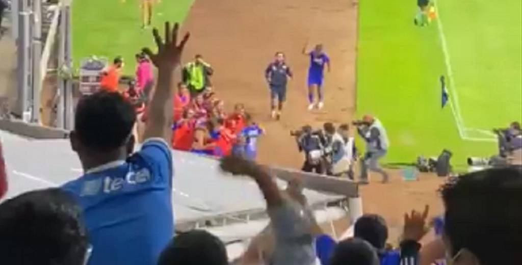 Se vino abajo el Azteca: así se festejó el gol del Cruz Azul