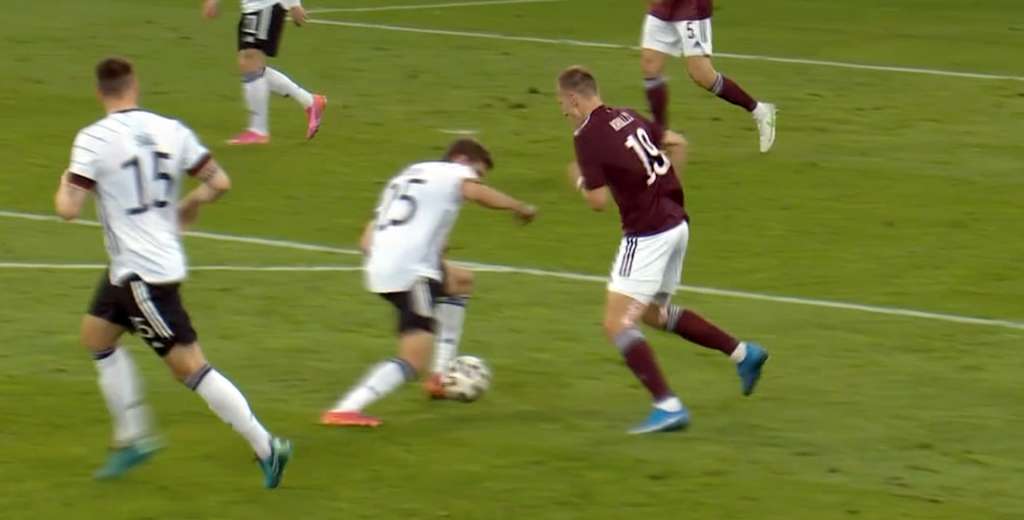 El ca&ntilde;o que le hicieron a M&uuml;ller en Alemania