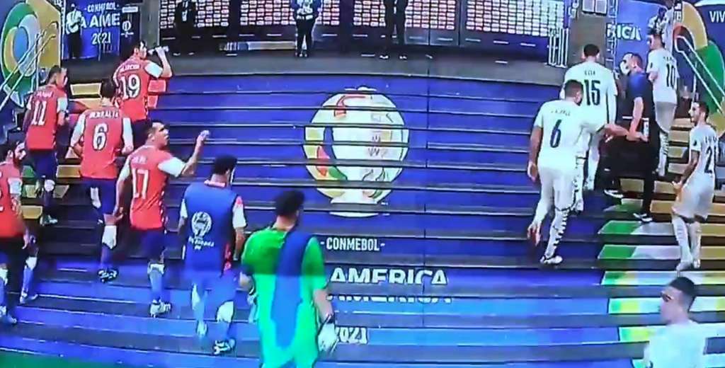 Casi se van a los golpes entre Chile y Paraguay