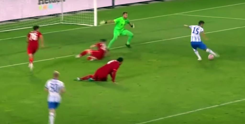 Van Dijk volvió después de 9 meses y fue humillado