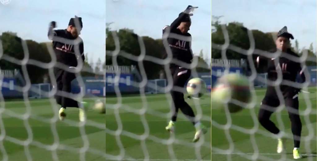 El golazo en el aire que metió Mbappe en el PSG