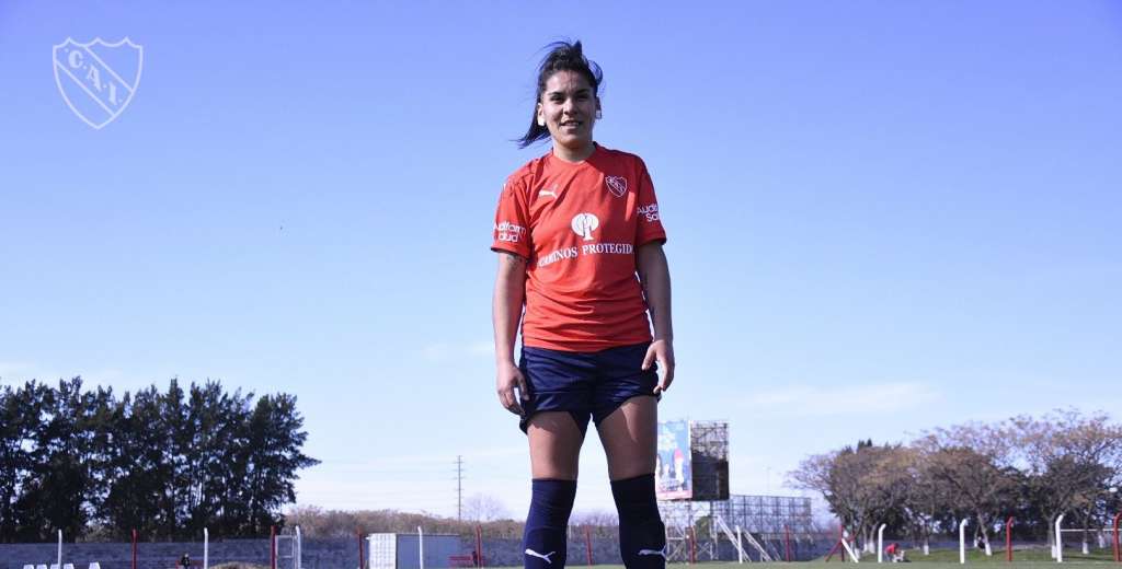 Johana Barrera, la "Riquelme" del fútbol femenino