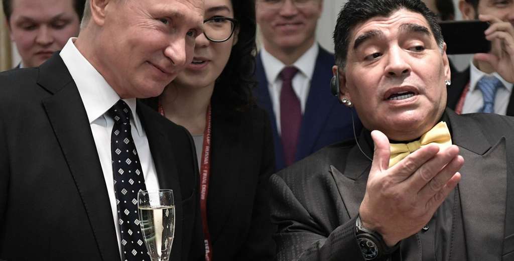 As&iacute; era Maradona: El d&iacute;a que trat&oacute; a Putin como uno m&aacute;s