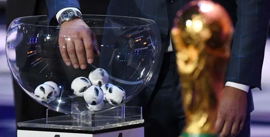 Seis sorteos mundialistas con papelones y curiosidades