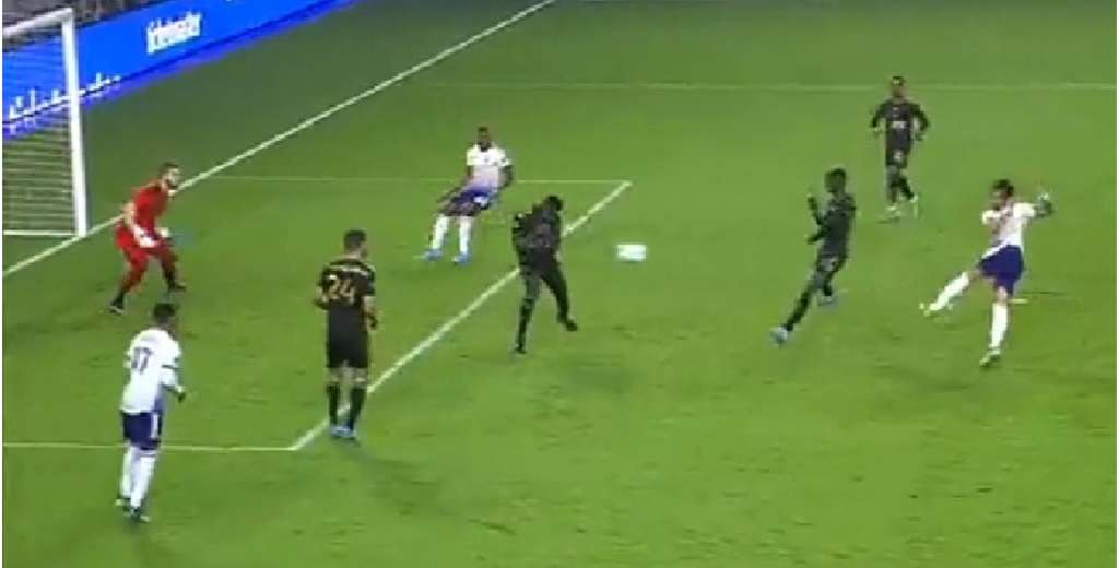 Alexandre Pato reaparece con este golazo: meti&oacute; esta impresionante volea