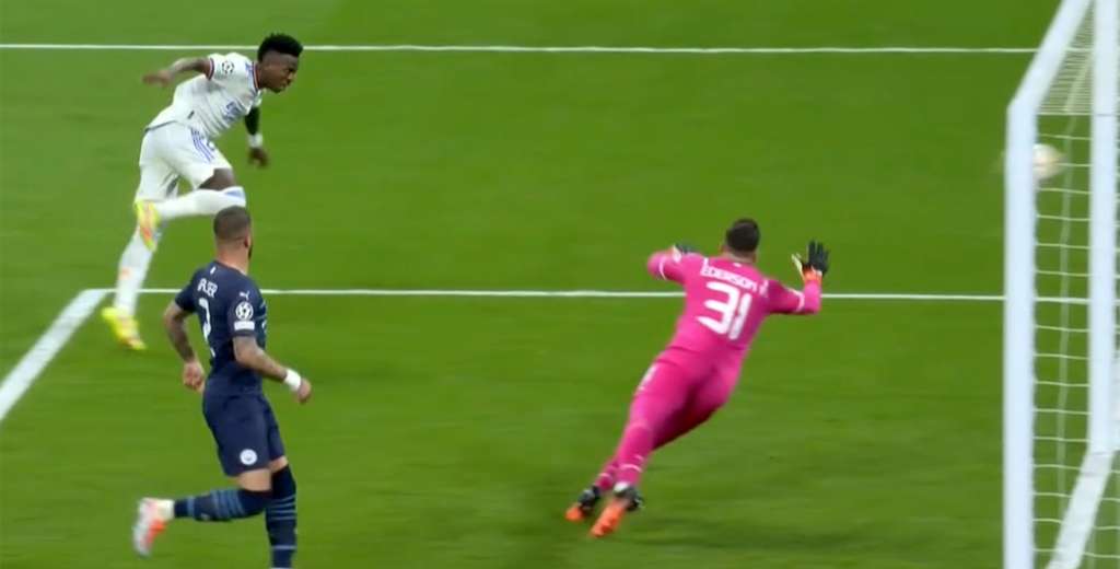 Ins&oacute;lito: Real Madrid sac&oacute; del medio y Vinicius se err&oacute; un gol solo