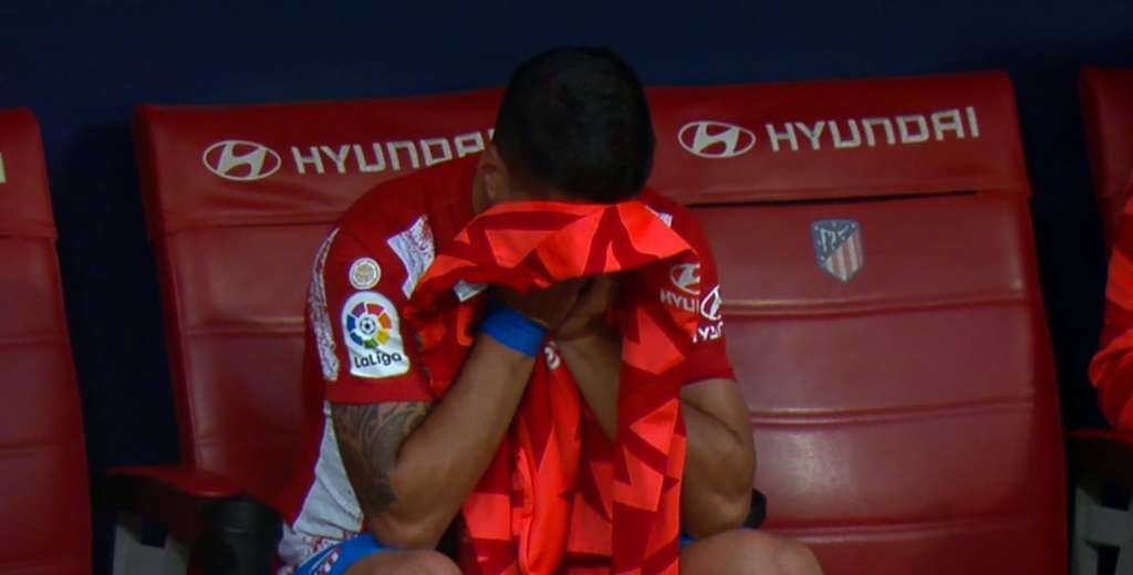 Luis Su&aacute;rez se retir&oacute; entre l&aacute;grimas en su despida del Atl&eacute;tico Madrid
