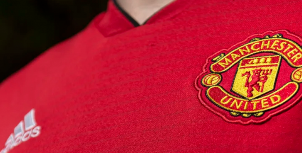 "I'll play for free": Former Manchester United star WAITING their call