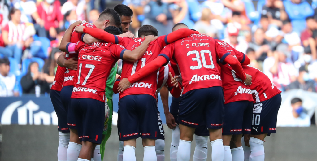 Bomba en M&eacute;xico: las &Aacute;guilas se acercan al fichaje de un pol&eacute;mico delantero con pasado en Chivas