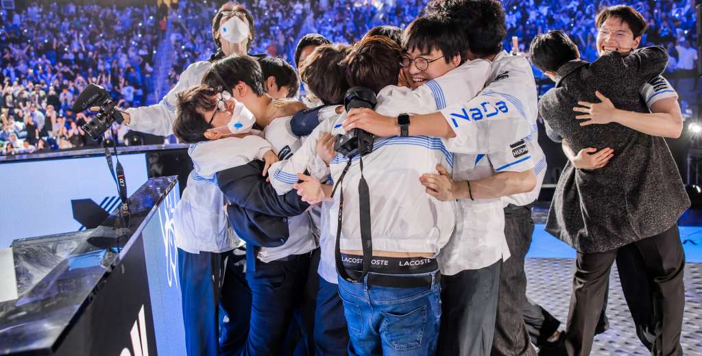 DRX: El campe&oacute;n m&aacute;s inesperado conquista la cima de Worlds 2022