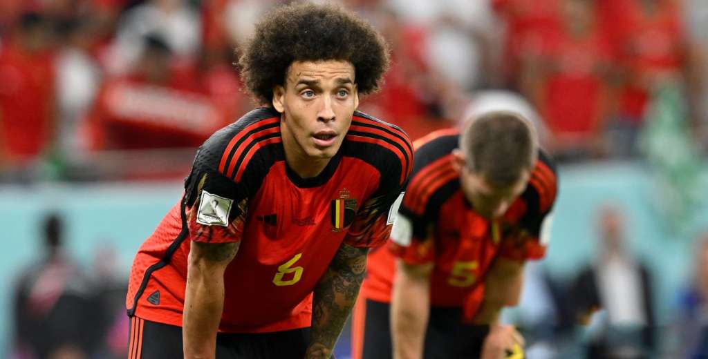 Escándalo en Bélgica: casi se "agarran a golpes" los tres en el vestuario