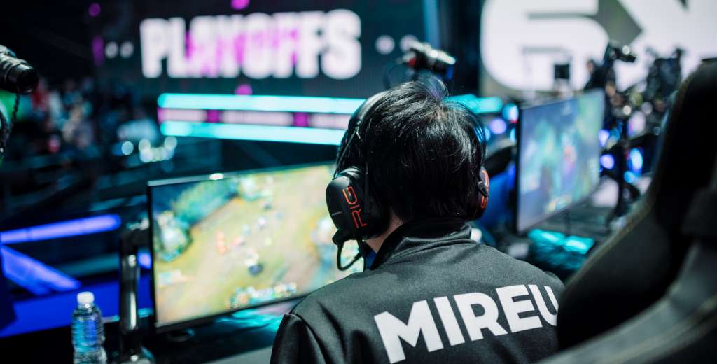 LLA: R7 enfrentará a Six Karma en la final tras vencer a Estral