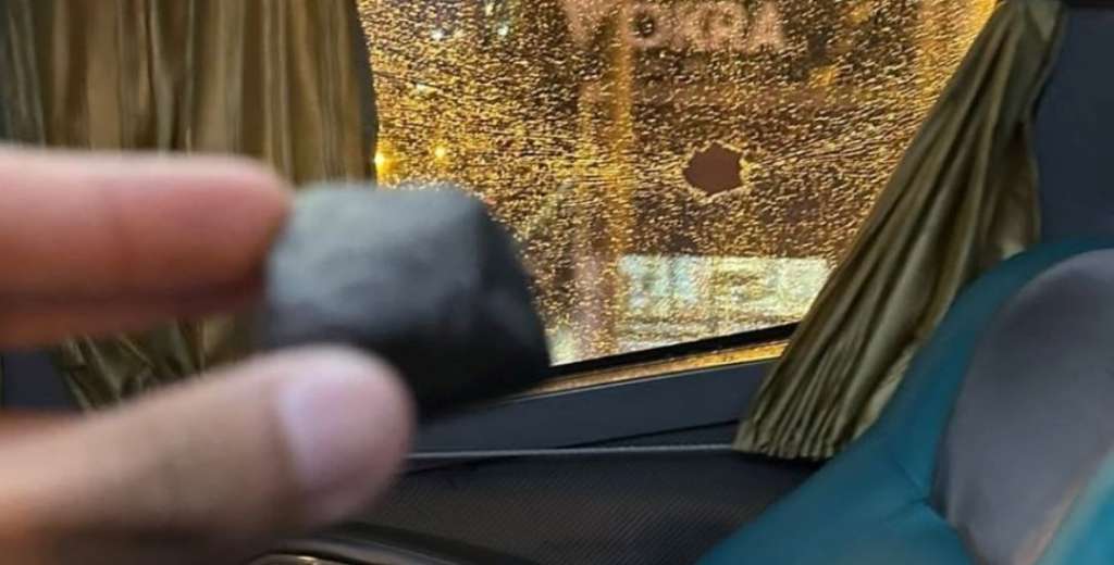 Verg&uuml;enza: a Tigre le tiraron piedras &iexcl;sus propios hinchas!
