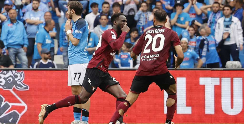 Le arruinó la fiesta: Salernitana le empató al Napoli con este golazo