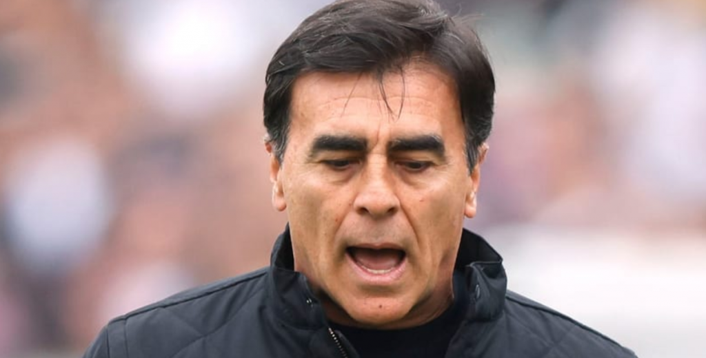 Furia en Colo Colo: el DT Gustavo Quinteros siente "vergüenza" de su equipo