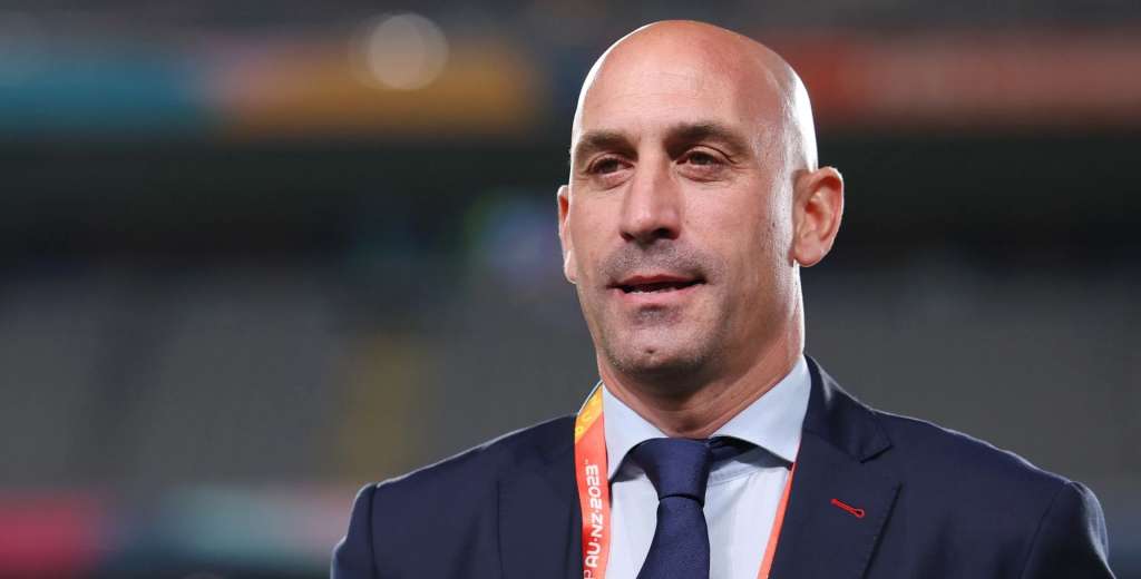 Rubiales no dimite y &eacute;l estall&oacute;: "Renuncio a la Selecci&oacute;n de Espa&ntilde;a, no voy m&aacute;s"