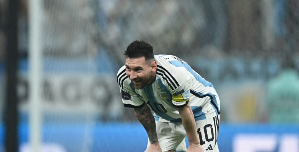Messi: afuera de la cancha, el mejor embajador; adentro, m&aacute;s que en duda