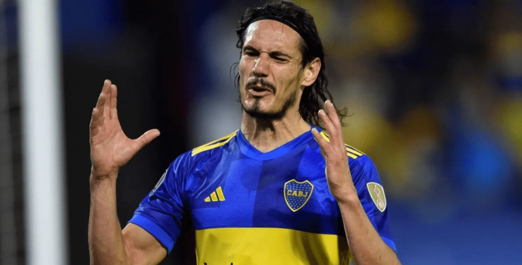 Cavani es distinto, pero le falta lo que Boca quería de él