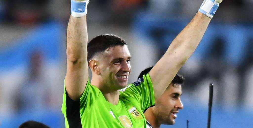 Dibu Mart&iacute;nez agranda su leyenda en la Selecci&oacute;n Argentina: rompi&oacute; un r&eacute;cord hist&oacute;rico