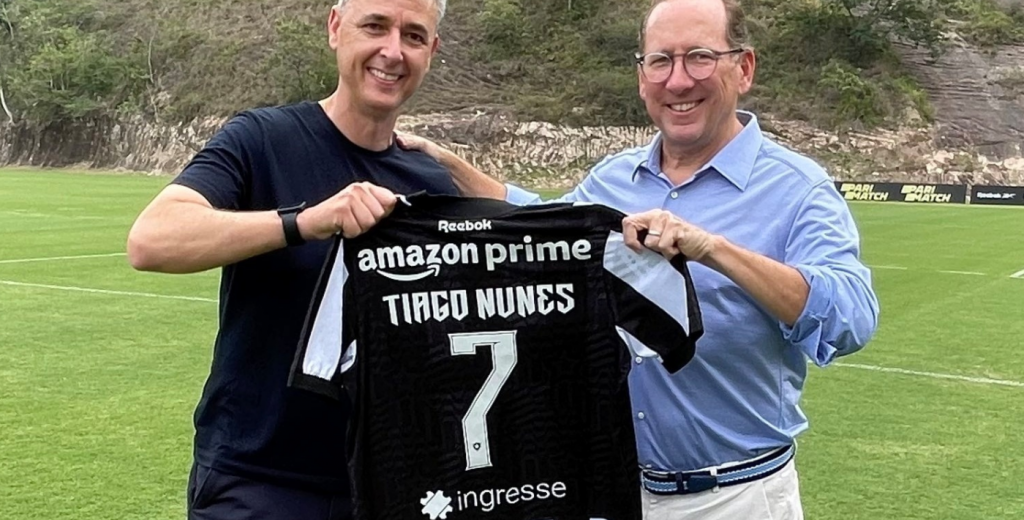 Dejó Sporting Cristal para intentar recuperar la cima del Brasileirao con Botafogo