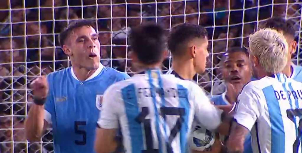Ugarte le peg&oacute; a Messi, De Paul fue a defenderlo y lo destroz&oacute; con su gesto...