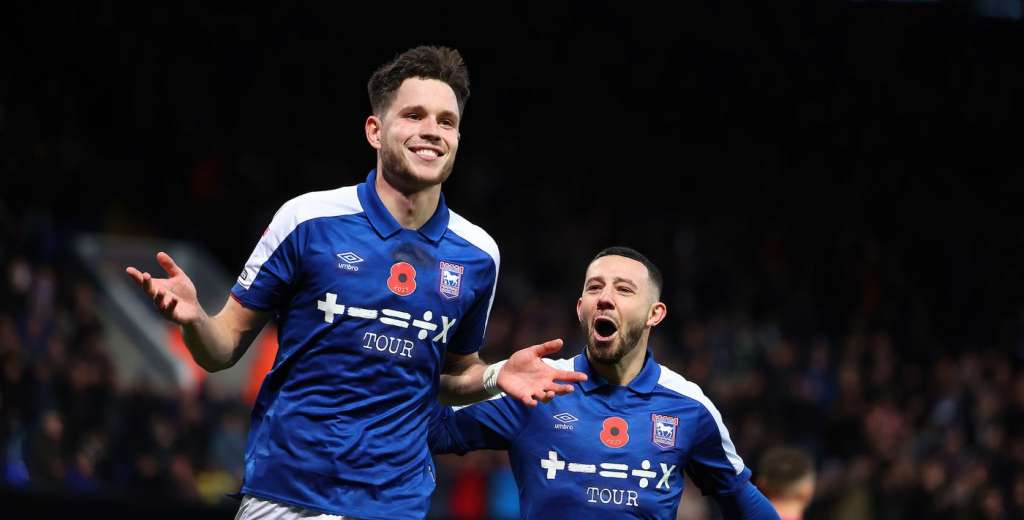 Fútbol total: el recién ascendido que deslumbra a todos en Championship y se acerca a la Premier League