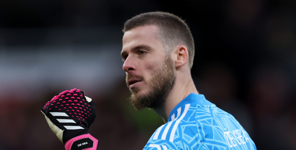De Gea podr&iacute;a volver a la Premier League: inesperado club le abrir&iacute;a la puerta