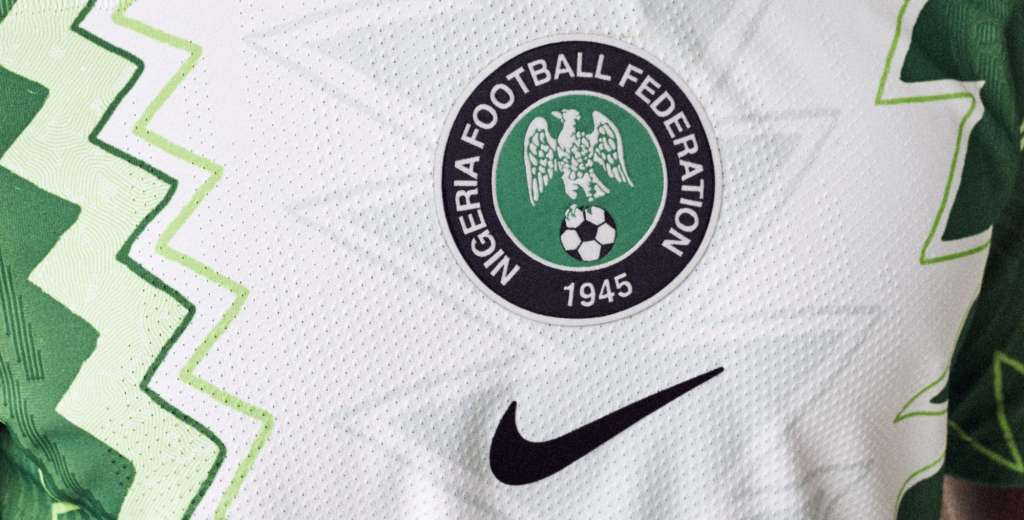 Nike lanz&oacute; la camiseta de Nigeria y caus&oacute; una revoluci&oacute;n en Internet