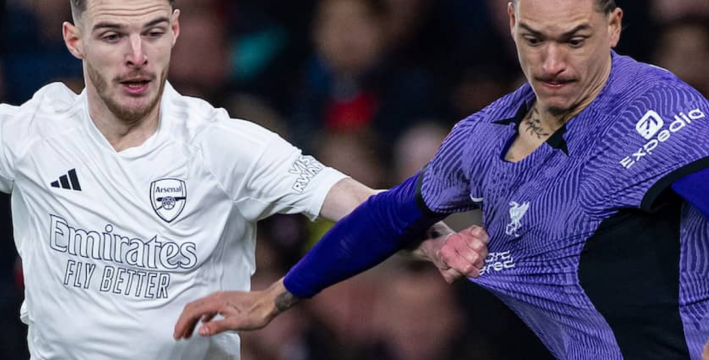 Ni Arsenal y ni Liverpool quisieron jugar con la camiseta roja: la raz&oacute;n