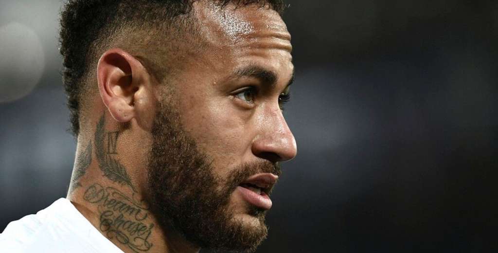 Piden echar a Neymar en Santos: le dio una cachetada a un joven de 18 a&ntilde;os...