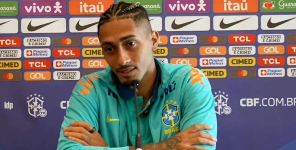 Raphinha lo destroz&oacute; a Ronaldinho: la feroz respuesta por criticar a Brasil...