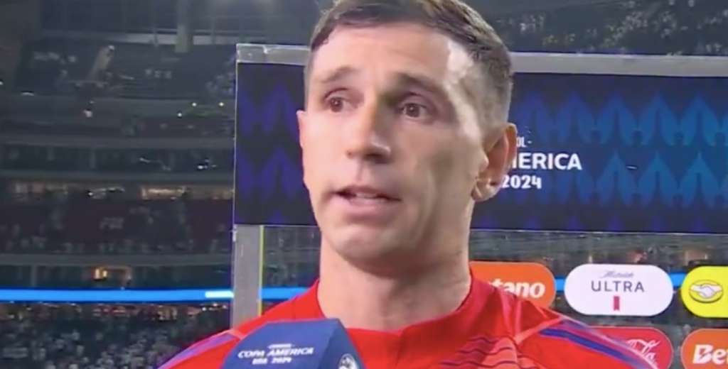 Dibu Mart&iacute;nez emocionado hasta las l&aacute;grimas: "No estaba listo para irme a casa"