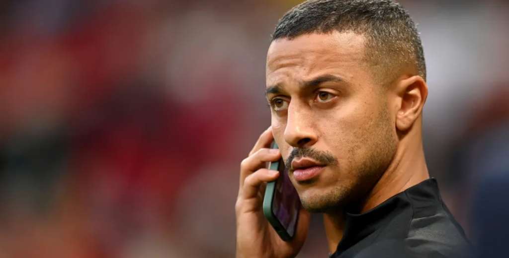Thiago Alc&aacute;ntara se retira, pero le llega una oferta impensada: quieren ficharlo