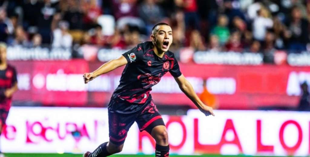 Tiene 15 a&ntilde;os, es figura de Xolos de Tijuana y ya lo mira el Manchester City